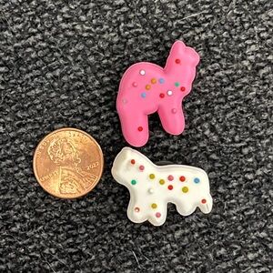 Crocs Jibbitz Pink and White animal cookie Llama pair